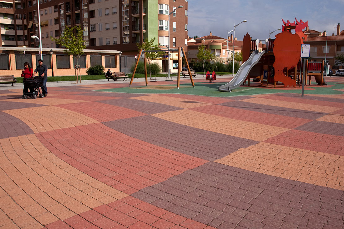 JPG ALBACETE PLAZA SIMCABAL (15)